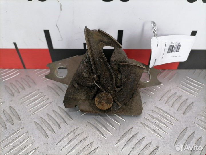 Замок капота для Volkswagen Passat 3 3A0823509