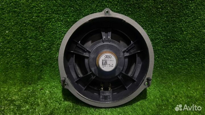 Динамик задний правый Audi A4 B8 cdhb (1.8T)