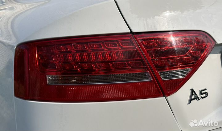 Задний фонарь audi A5 coupe 2010 8T