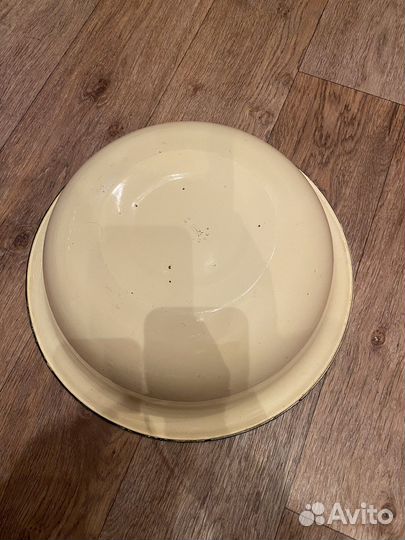 Эмалированный таз