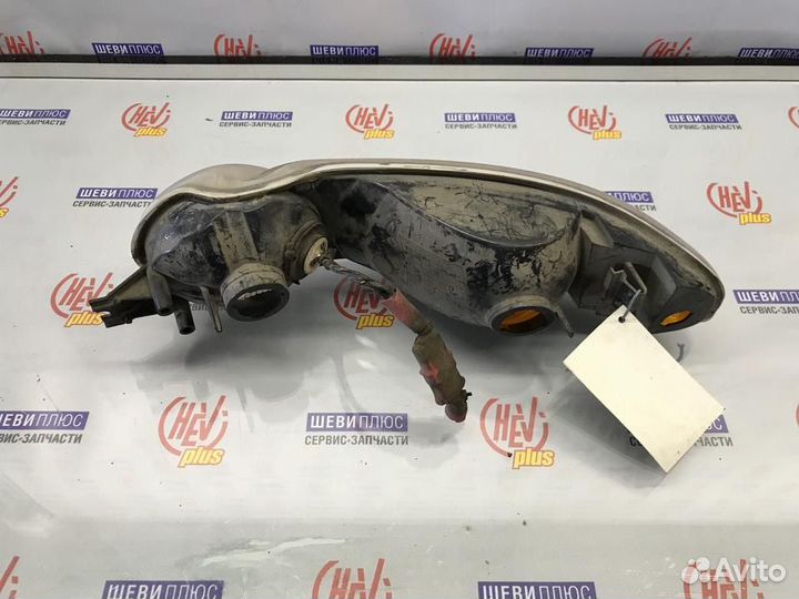 Подфарник передний левый левый, GMC Sierra