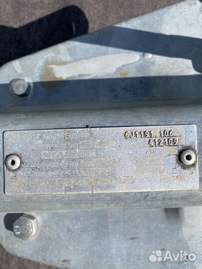 Тормоз наката на прицеп Knott