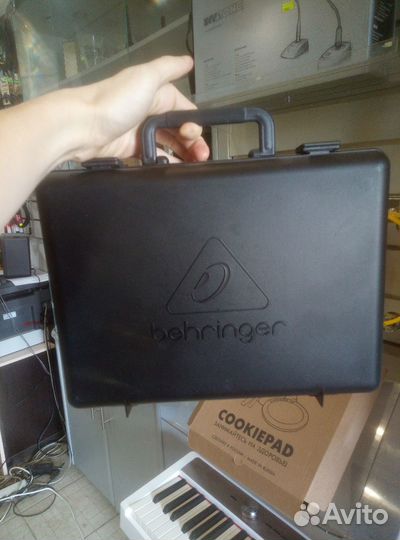 Жесткий кейс для 3-х микрофонов