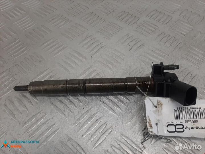 Форсунка Volkswagen Passat B6 2008 03L130277