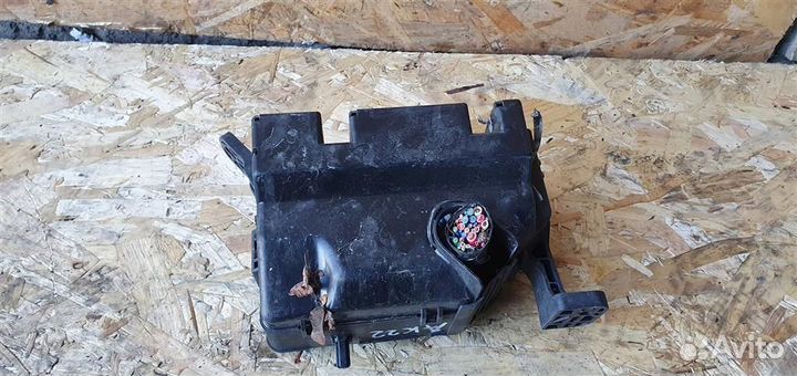 Блок предохранителей передний Hyundai i20 2008-20