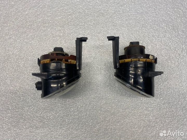 Фара противотуманная Volkswagen Polo седан 1.6