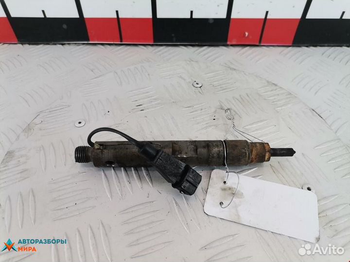 Форсунка Renault Espace 3 2000 166002530R