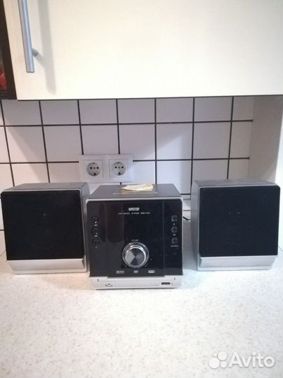 Музыкальный центр