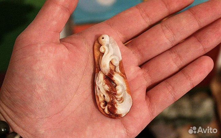 Подвеска «Дракон» жадеит