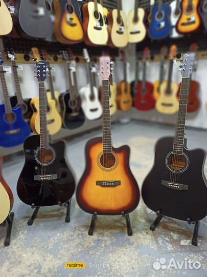 Гитара акустическая гитара
