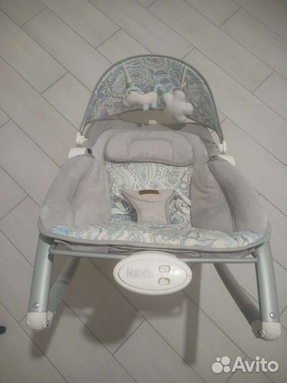 Шезлонг детский