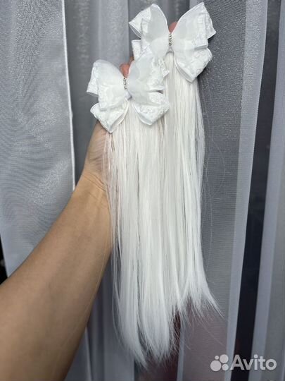 Банты с прядями