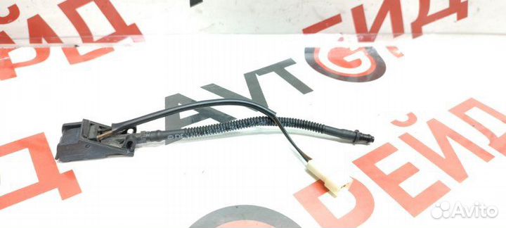 Форсунка омывателя Volkswagen Touareg 7LA AXQ