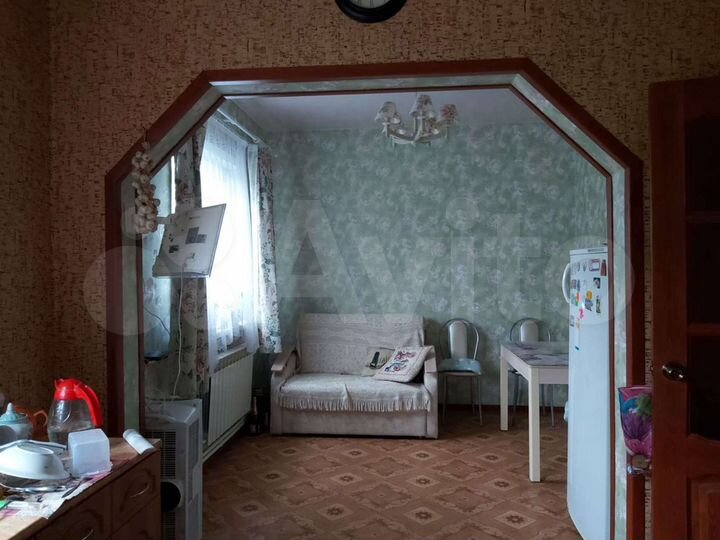 Дом 200 м² на участке 5,6 сот.