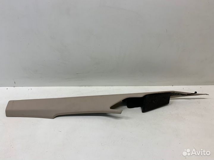 Обшивка стойки задняя правая Rolls-Royce Wraith