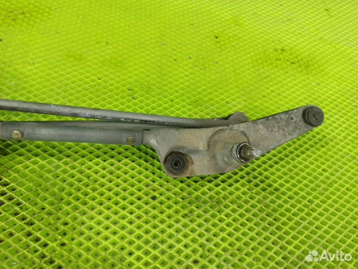 Трапеция стеклоочистителей Toyota Mark II