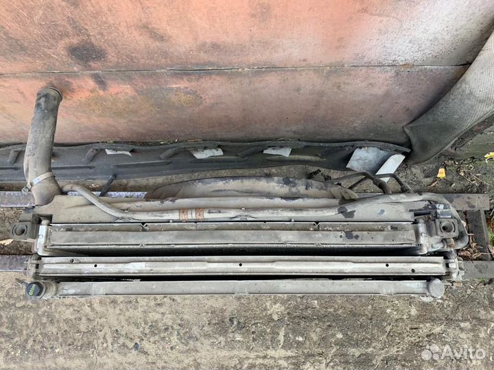 Комплект радиаторов Вольво Хс90