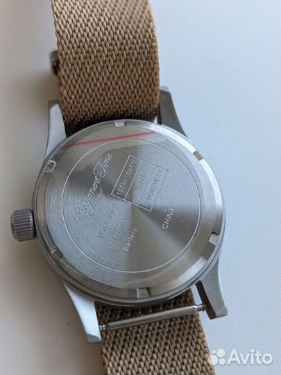 Часы Escapement Times