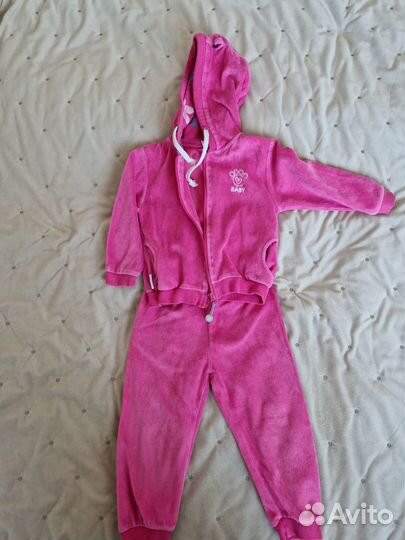 Спортивный костюм из велюра