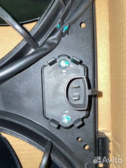 Диффузор радиатора с вентилятором Ford Connect