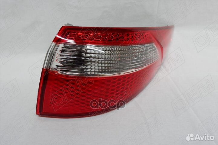 Фонарь правый внешний Kia Rio 3 QB седан, 2011