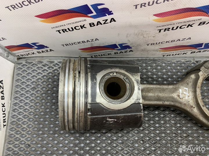 Поршень с шатуном Iveco Stralis