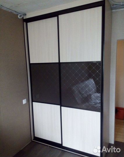 Современный шкаф купе