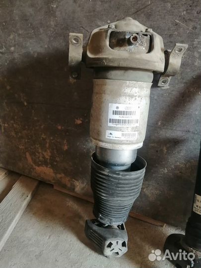 Пневмостойка audiQ7 touareg