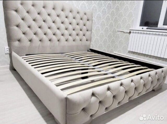 Кровать в каретной стяжке с подьемным механизмом купить в Москве ...