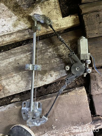 Стеклоподъемник Ваз 2109 2110 2170 приора авео