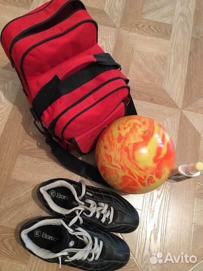 Продам шар и обувь для боулинга