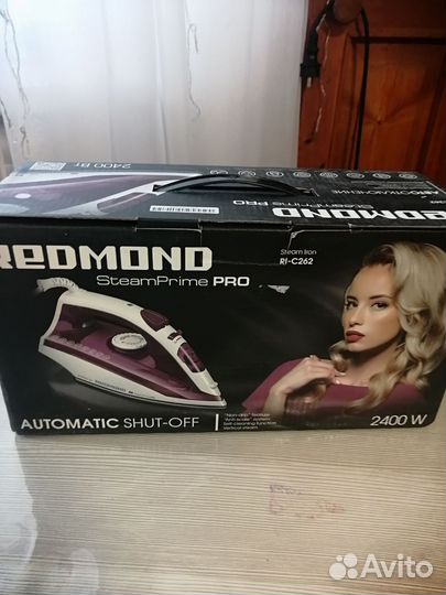 Утюг Redmond