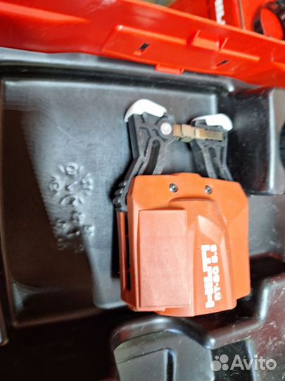 ST-1800 A22 Аккумуляторный шуруповерт Hilti