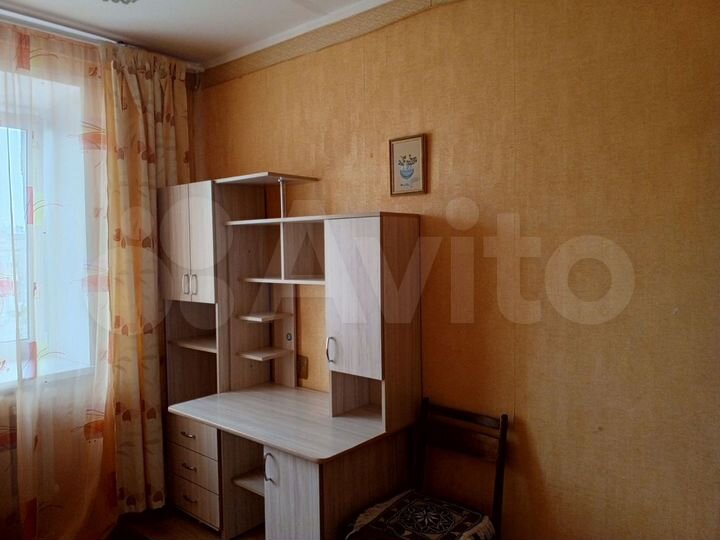 2-к. квартира, 42 м², 4/9 эт.