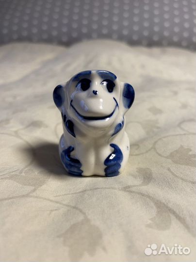 Фарфоровые статуэтки