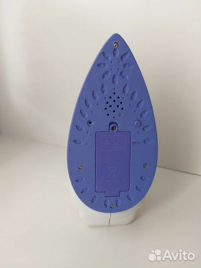 Игрушечный утюг музыкальный