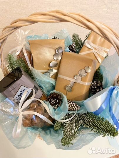 Подарочная корзина. Подарок в корзине