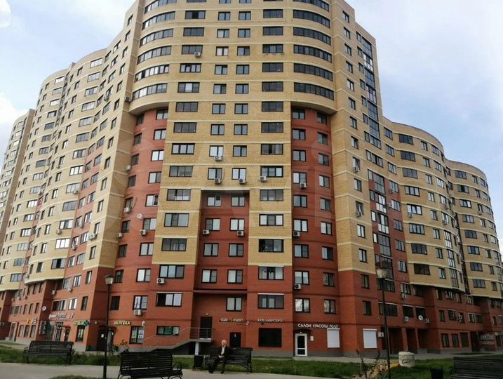 3-к. квартира, 108,4 м², 8/17 эт.