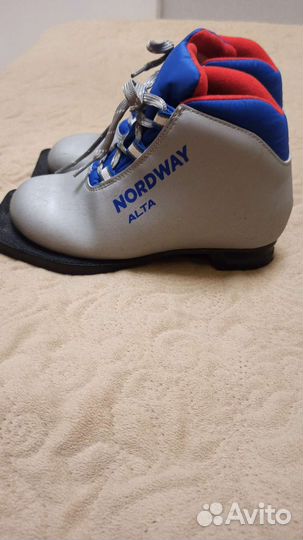 Лыжные ботинки Nordway 32