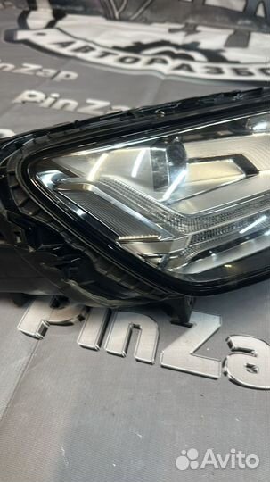 Фары Audi Q7 4M S-line
