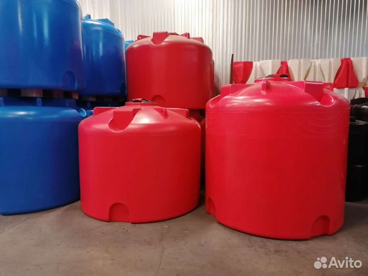 Емкость пластиковая 5000