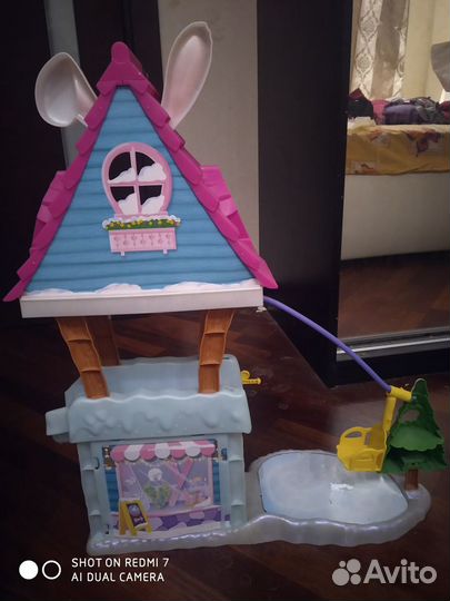 Дом шале, Куклы, питомцы Энчантималс