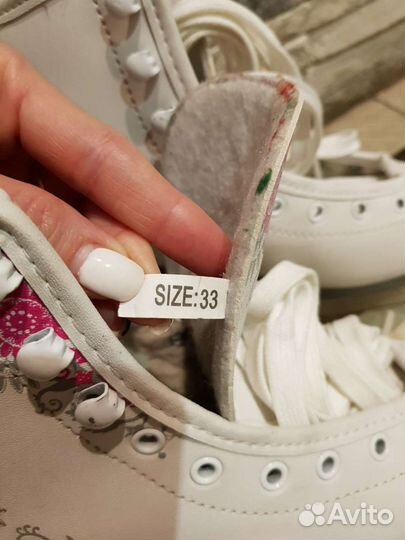 Коньки хоккейные