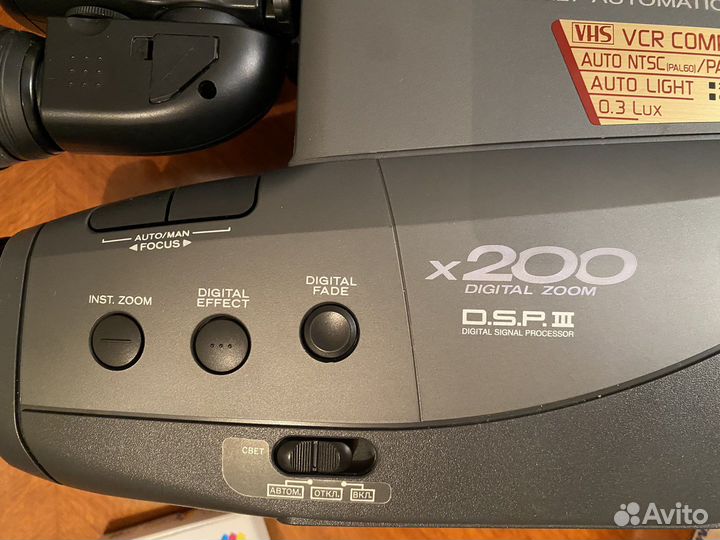 Видеокамера Hitachi VM-7380E Япония