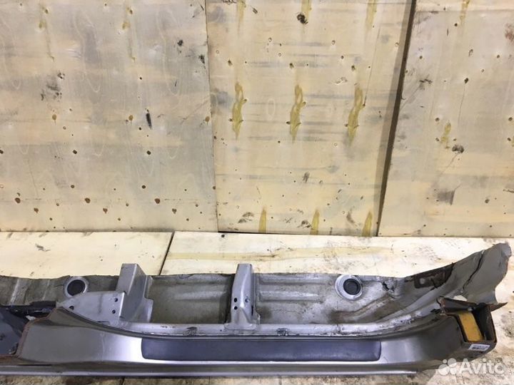 Порог правый Toyota Raum EXZ10 5EFE 1998