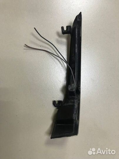 Повторитель указателя поворота на зеркало левое