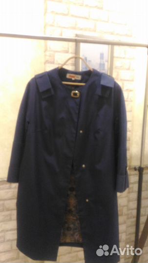 Куртки и плащ 48-50 р