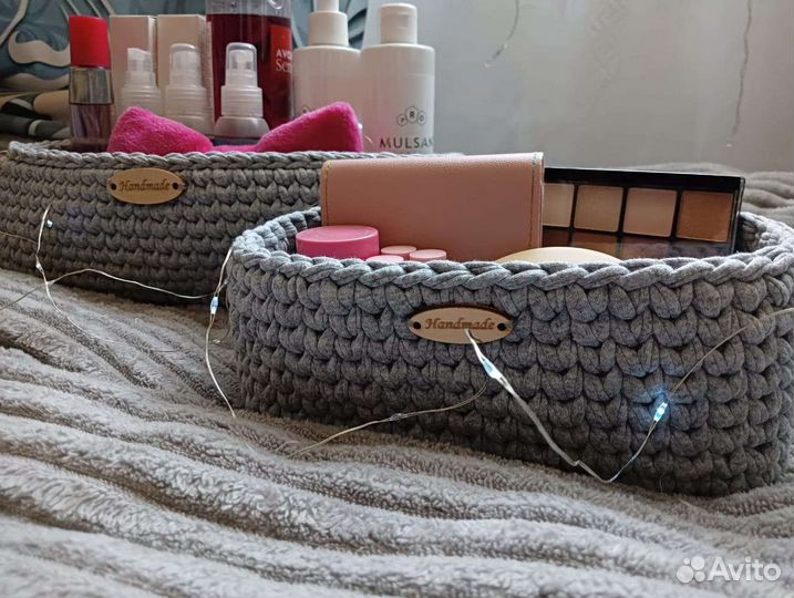 Вязаные корзинки ручной работы