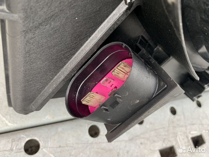 Volkswagen Jetta 6 Диффузор вентилятора 1,4л caxa