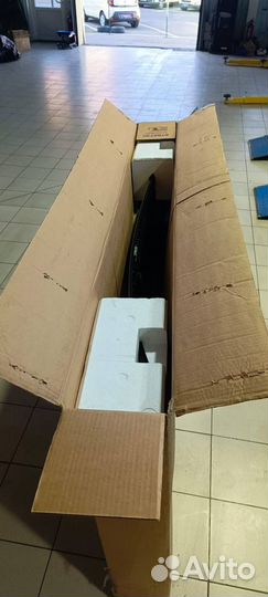 Лобовое стекло volvo